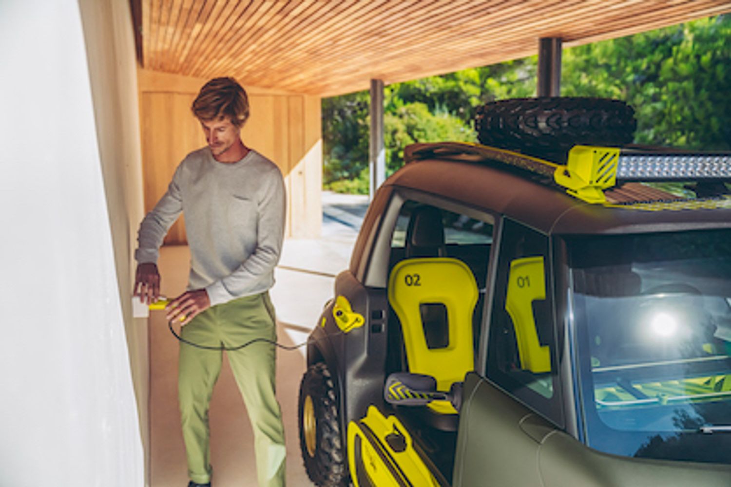 Citroen Ami Buggy plugging in